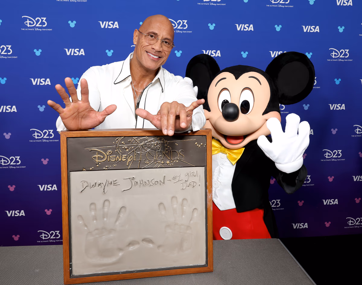 Dwayne Johnson Sings 'Happy Birthday' to Daughter Simone After Disney Legend Honor